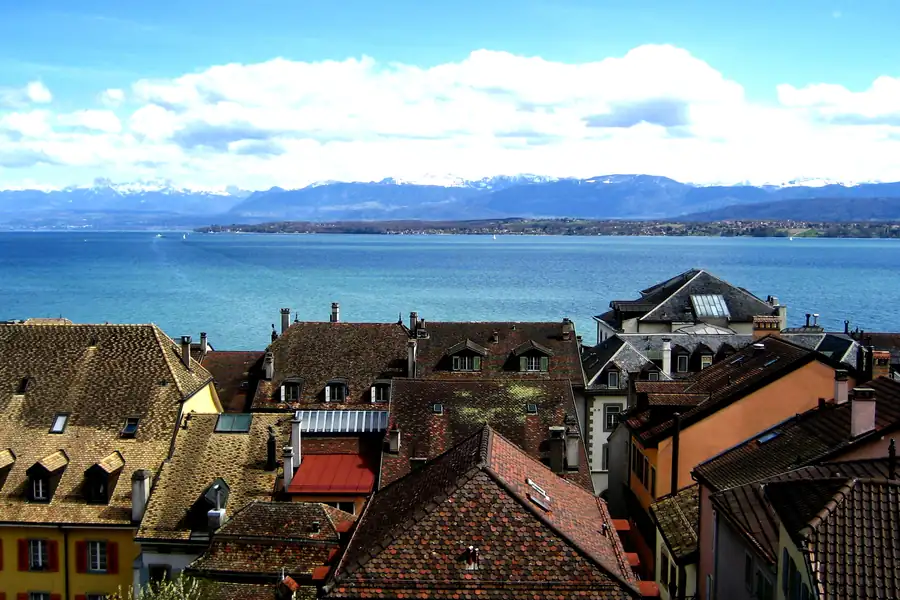 Driving school in Nyon and on La Côte: view over Lake Geneva